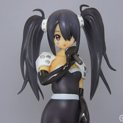 Ichiban kuji Premium K-ON ! Premiu 2nd B Prize Mio Akiyama Desudebiru ver