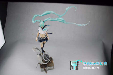 Vocaloid 2   Princess of Floating Clouds Hatsune Miku 1/4.5 GK by Easy Toys