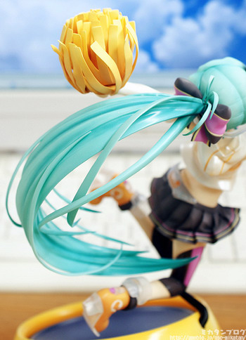 Vocaloid 2 Hatsune Miku Cheerful Ver. 1/8 PVC figure by Good Smile Company Vocaloid 2 Hatsune Miku Cheerful Ver. 1/8 PVC figure by Good Smile Company