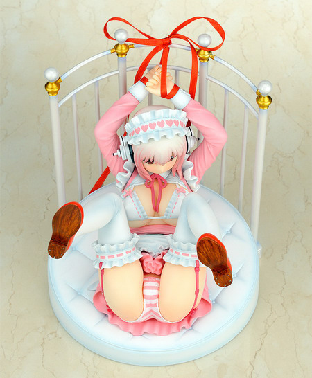 Nitro Super Sonic – Super Sonico Lolita Maid Ver. + Bed Base Set 1/6 PVC figure by Gift Nitro Super Sonic – Super Sonico Lolita Maid Ver. + Bed Base Set 1/6 PVC figure by Gift