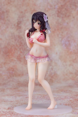 yunyun en traje de baño yunyun en traje de baño