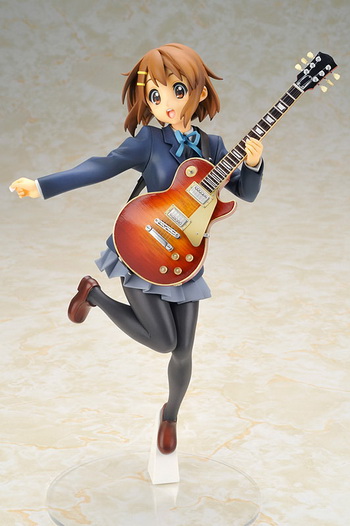 Alter K-ON!: Yui Hirasawa 1:8-Scale PVC Figure