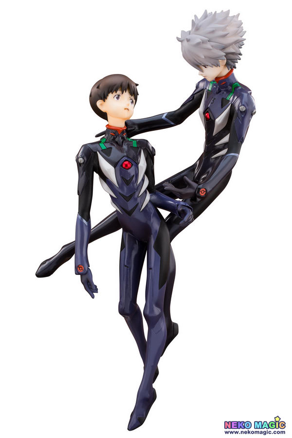 yui and shinji figure