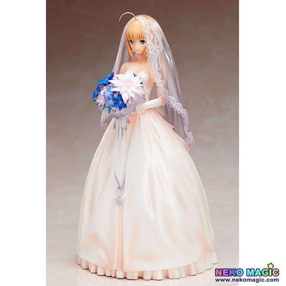 saber royal dress