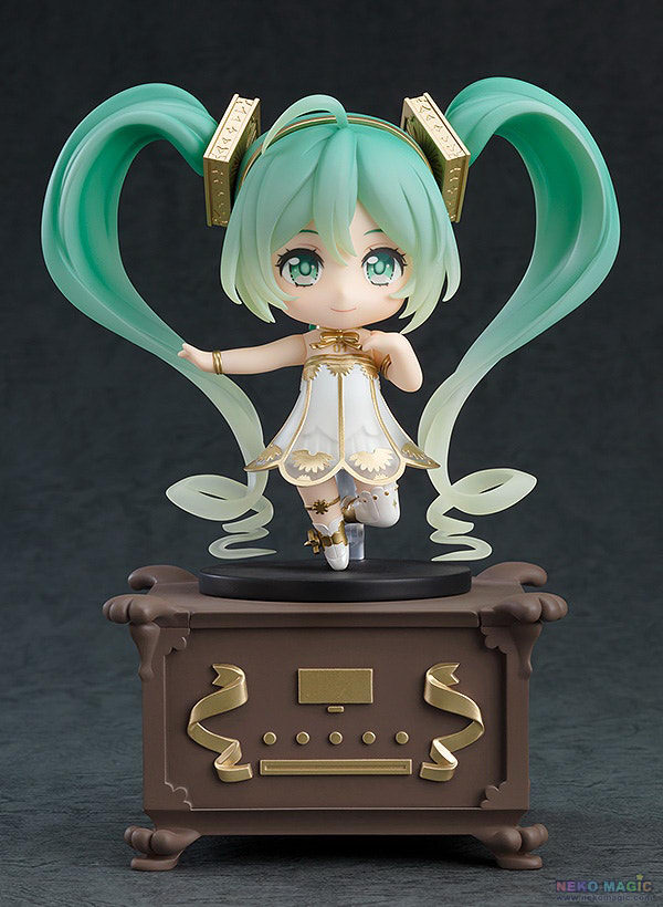 miku symphony nendoroid
