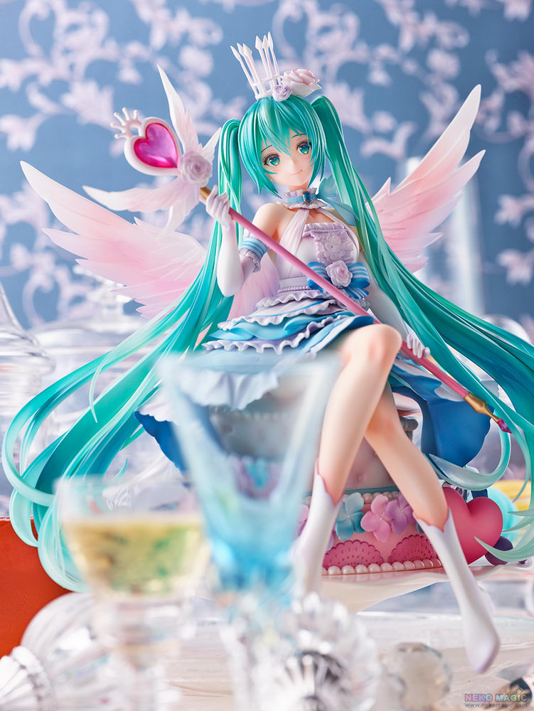 miku birthday 2020 figure